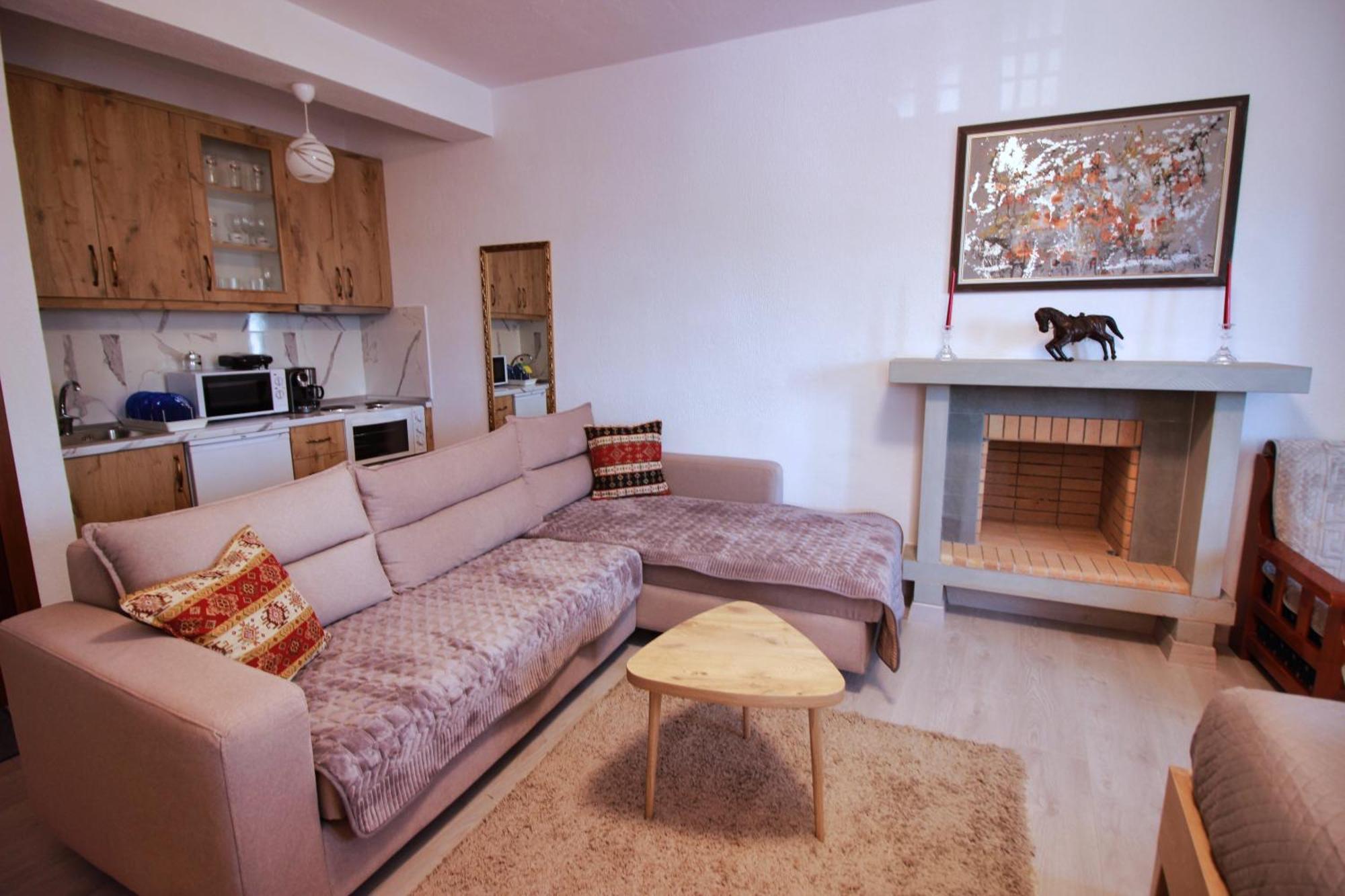 Emblematic House Apartment 4 Gjirokastër Exteriör bild