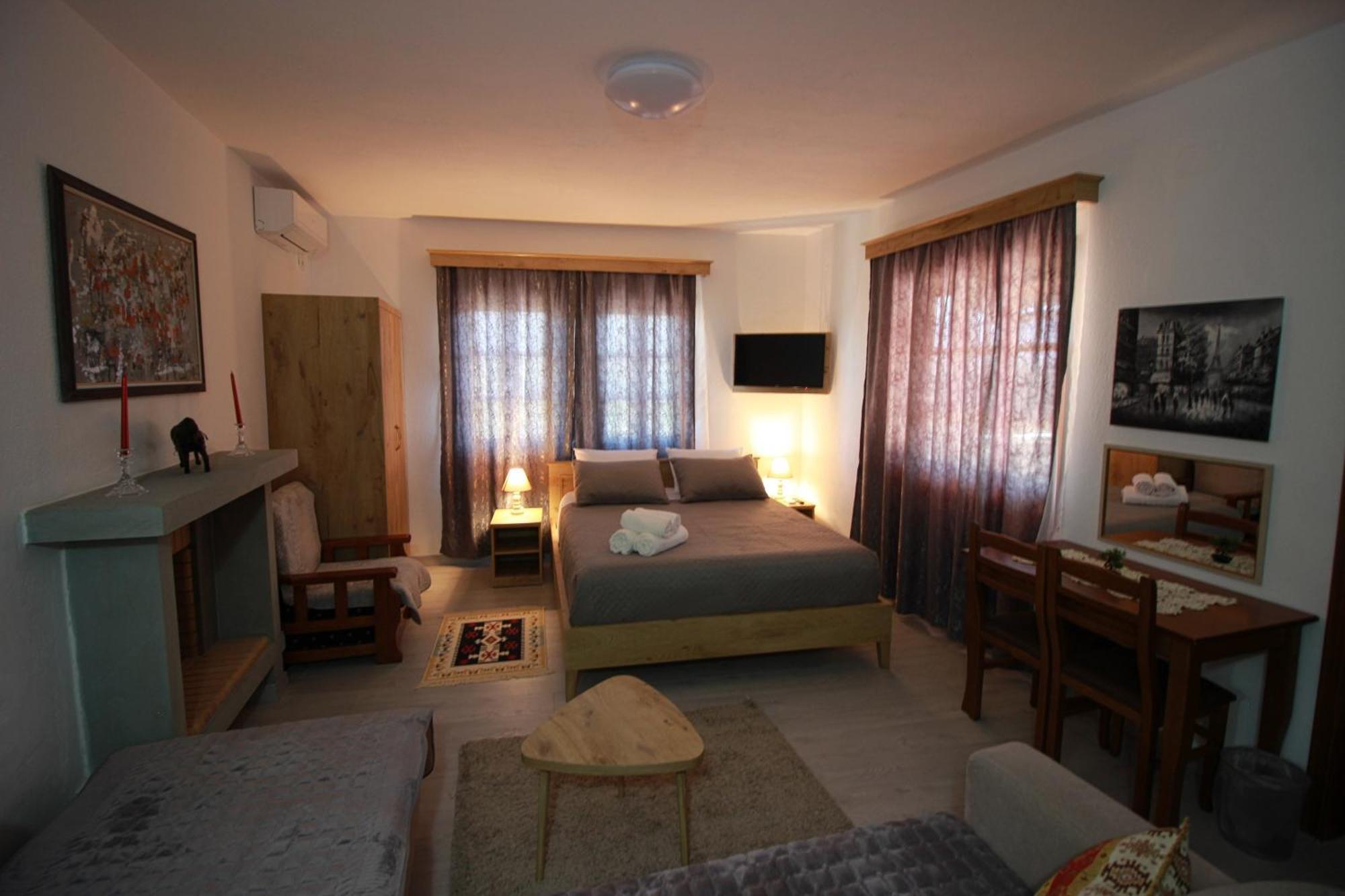 Emblematic House Apartment 4 Gjirokastër Exteriör bild