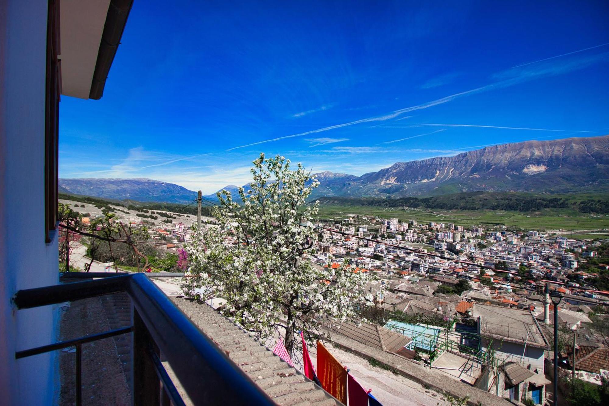 Emblematic House Apartment 4 Gjirokastër Exteriör bild