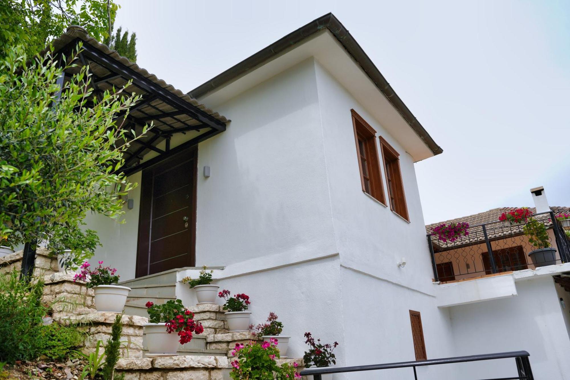 Emblematic House Apartment 4 Gjirokastër Exteriör bild
