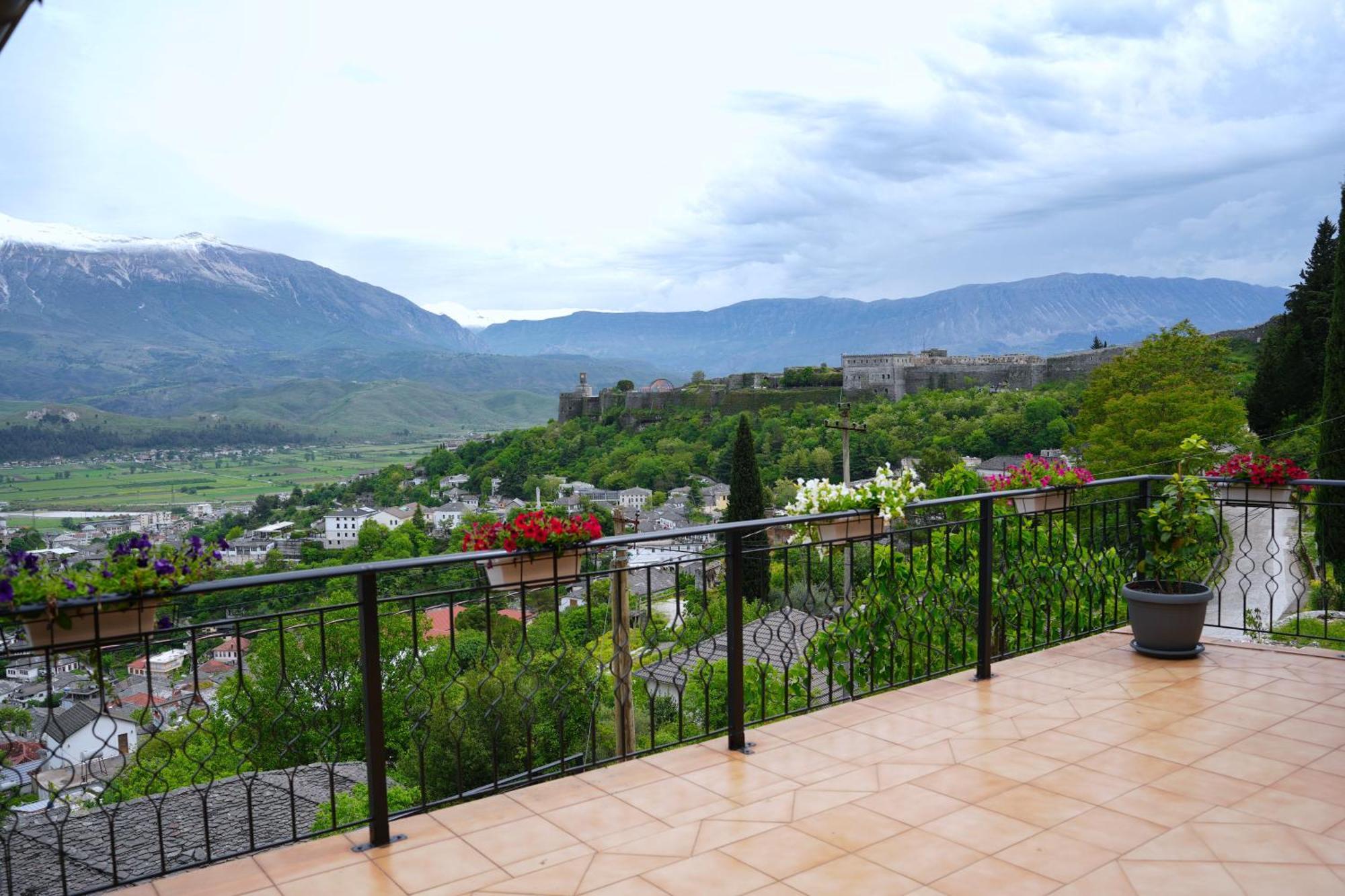 Emblematic House Apartment 4 Gjirokastër Exteriör bild